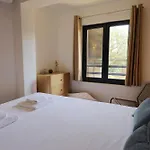 Le 111 - T2 Charme, Piscine Chauffee, Privee Apartman *