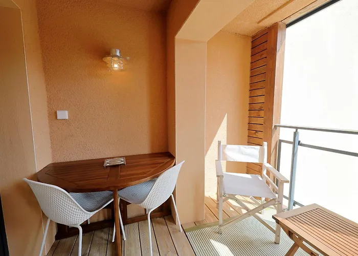 Le 111 - T2 Charme, Piscine Chauffee, Privee Pianottoli-Caldarello (Corsica)