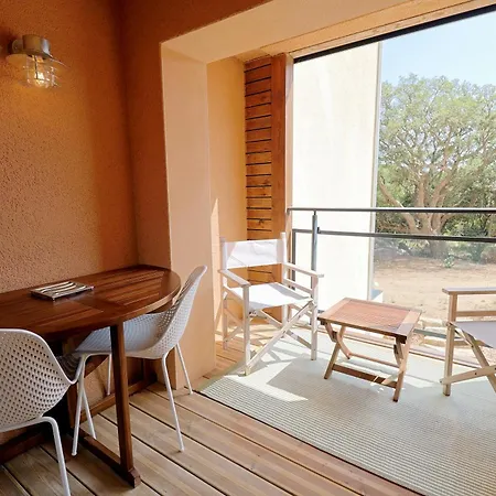 T2 Elegant Avec Piscine Chauffee & Privee *