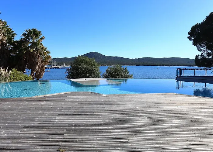 T2 élégant Avec Piscine Chauffée&plage Privée Appartement Pianottoli-Caldarello (Corsica)