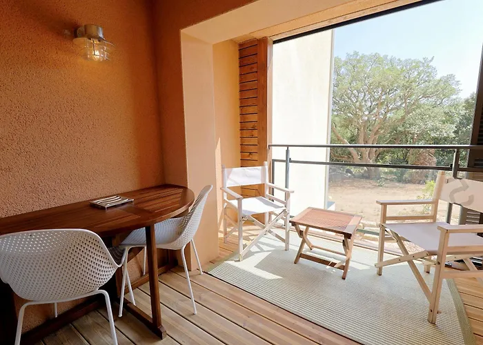 T2 élégant Avec Piscine Chauffée&plage Privée *