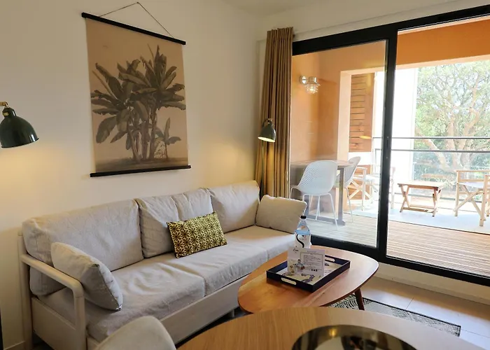 Appartement T2 élégant Avec Piscine Chauffée&plage Privée Pianottoli-Caldarello (Corsica)